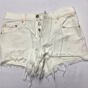 Levi’s 501 cutoff Jean shorts 25